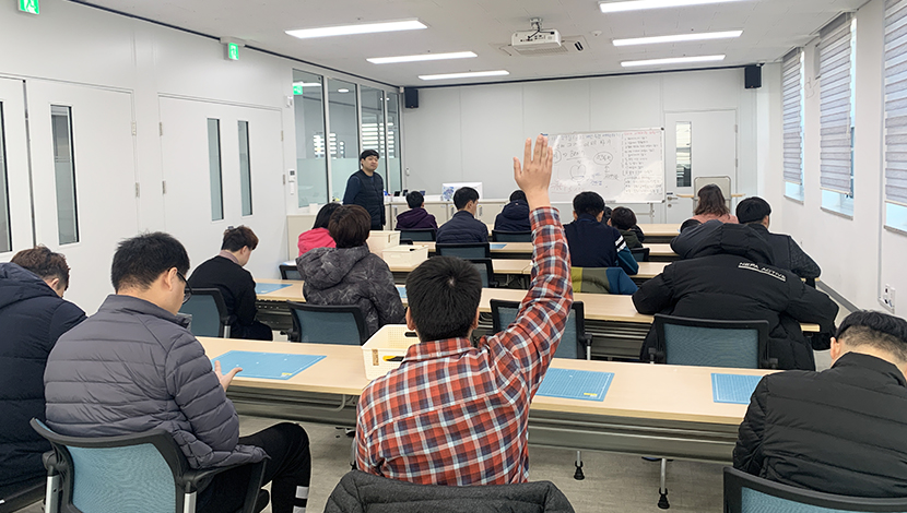 개인 및 사회적응훈련